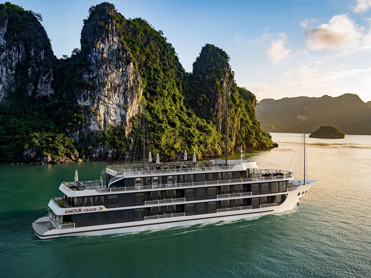 Amour Cruise Halong Lan Ha Bay