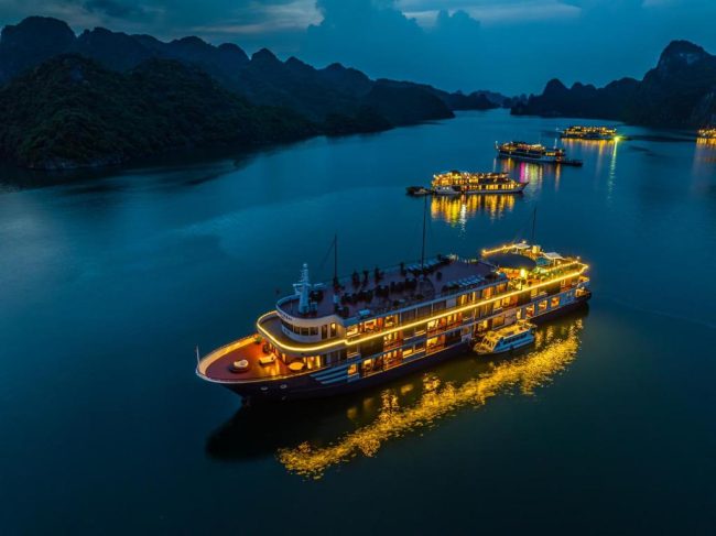 Du Thuyền Aqua Of The Sea Cruise 5 Sao 2 Ngày 1 Đêm